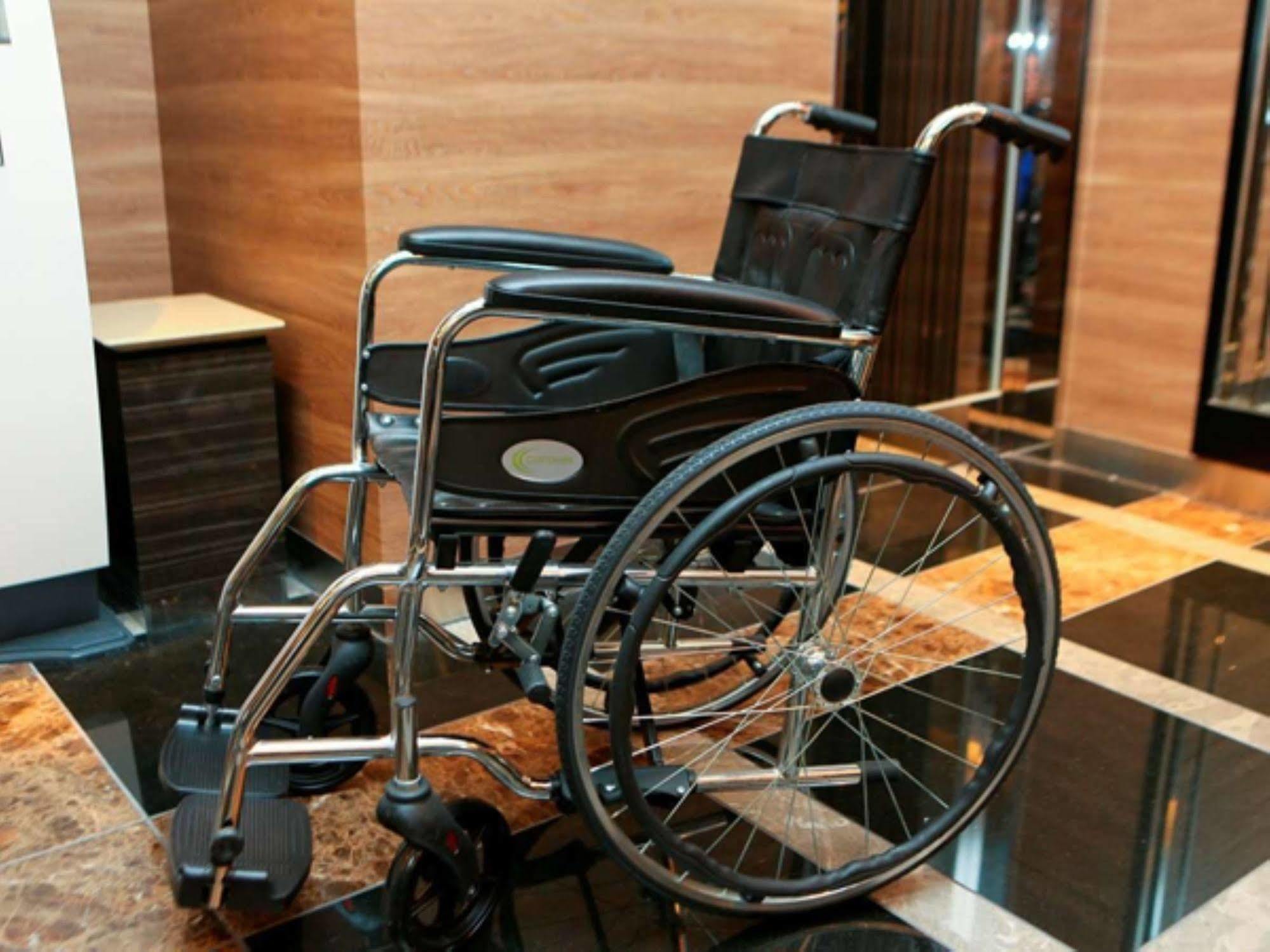 Apa Hotel Nihonbashi Hamacho Ekiminami Tokyo Ngoại thất bức ảnh